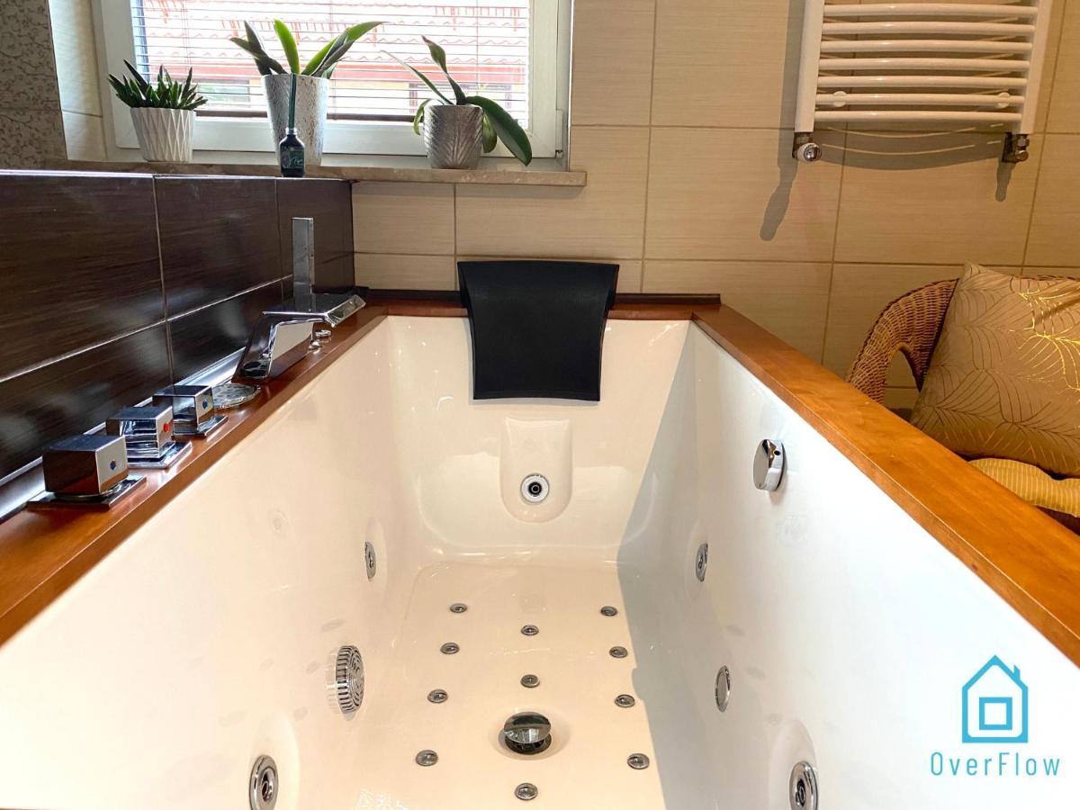 Lux Apartment - Lakefront Apartment In Kamien With Sauna & Hot Tub Only 30 Minutes From Gdansk And Gdynia Exterior foto