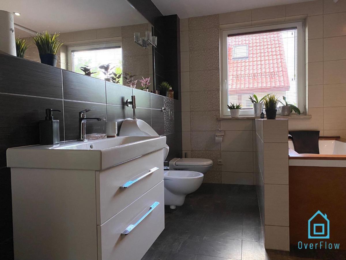 Lux Apartment - Lakefront Apartment In Kamien With Sauna & Hot Tub Only 30 Minutes From Gdansk And Gdynia Exterior foto